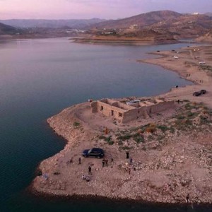 بعد الأردن .. جفاف السدود في العراق يكشف عن قرية غارقة في إقليم كردستان
