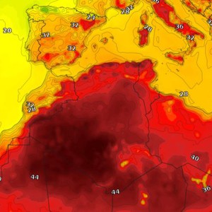 تحذيرات من اشتداد موجة الحر على الجزائر وتونس وشرق المغرب