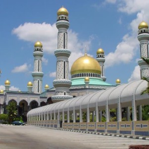  الجمعة هو المتمم لشهر رمضان في سلطنة بروناي
