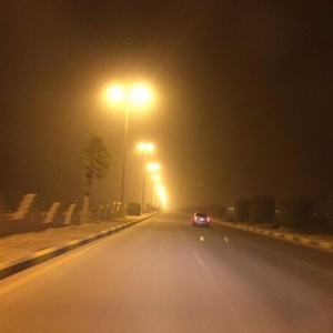 موجة من الغبار يزداد تأثيرها على وسط و شرق البلاد اليوم الثلاثاء 