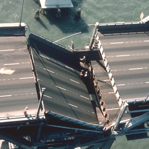 فيديو مروع – زلزال سان فرانسيسكو  المدمر عام 1989