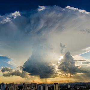 حفر الباطن | فرص أمطار تتجدد بشكل يومي حتى الأربعاء