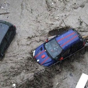 الفيضانات تودي بحياة 11 شخصاً في بلغاريا 