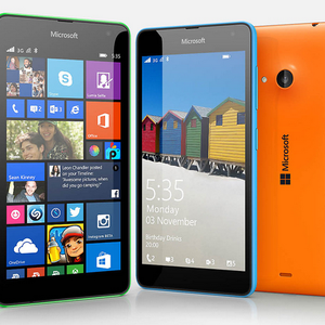 مايكروسوفت تطلق أول هاتف "لوميا" دون اسم "نوكيا" 
