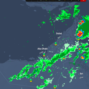 الامارات - تحديث الساعة 3:50 عضراً | سحب رعدية يتخللها تساقط البرد على بعض المناطق الشرقية من الدولة