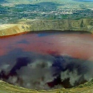 البحيرة التي قتلت 1700 شخص في ليلة واحدة! 