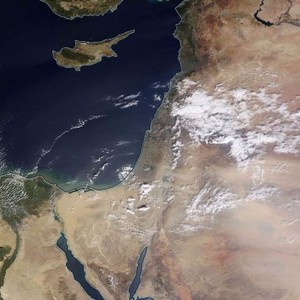 تراجع العاصفة الرملية "تدريجياً" الخميس ومنخفض جوي متوقع الجمعة