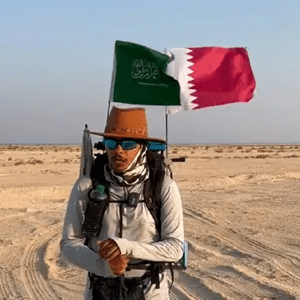 World Cup - Video | The Saudi traveler Abdullah Al-Salami tells his story with `Abufanos` after arriving in Qatar from Jeddah on foot