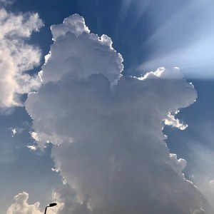 السعودية | استمرار فرص الامطار الرعدية على حائل و القصيم يوم الاثنين 