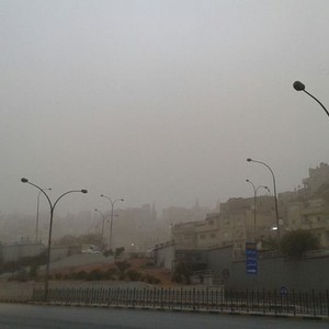 غبار كثيف يلف أجزاء من العاصمة مساء الجُمعة