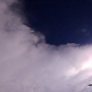 صور مدهشة من قلب عين اعصار دوريان تُبث للمرة الأولى 