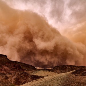 السعودية | طقس العرب يصدر توقعاته لما تبقى من موسم الغبار والبوارح خلال الأشهر الثلاثة القادمة