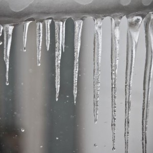 الثلاثاء والأربعاء والخميس:تحذيرات من تشكُل الانجماد ليلاً بشكل واسع وانخفاض الحرارة بشكل كبير دون الصفر المئوي 