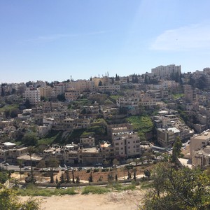 ارتفاع طفيف على درجات الحرارة مع بقاء الأجواء باردة يوم السبت