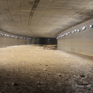 بالصور والفيديو | شاهد السيول التي شهدتها منطقة العقبة ليلة الاثنين/ الثلاثاء