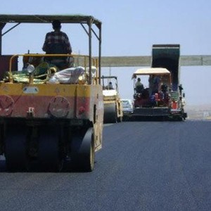 أمانة عمان تباشر صيانة وتعبيد الشوارع ليلاً مطلع الشهر المقبل	