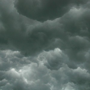 الإثنين: جولة جديدة مع الأمطار في بعض مناطق المملكة 