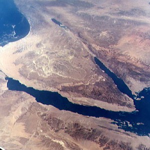 إقرار مشروع لتحلية مياه البحر الأحمر 