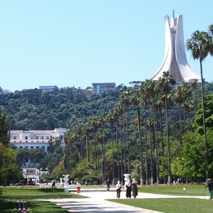 طقس المغرب العربي | انخفاض على درجات الحرارة واستمرار الامطار الرعدية في أجزاء من الجزائر والمغرب