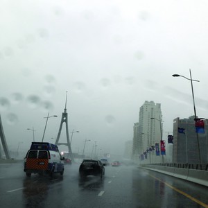 الإمارات | عودة ارتفاع فرص الأمطار خلال الأيام القادمة