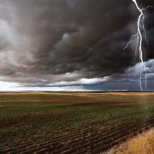 الإمارات | تحذير هام من المركز الوطني حول آخر تطورات مُنخفض المونسون على الدولة اليوم  