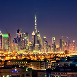 الخميس: طقس مستقر وعودة للأجواء الرطبة ليلاً