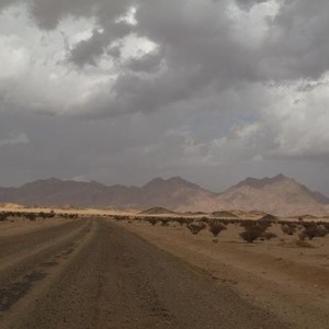 شمال السعودية على موعد مع أولى قطرات الأمطار لهذا الموسم