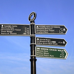 اكتشف لندن ونهر التايمز سيرا على الأقدام