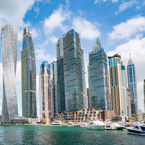 الإمارات | أمطار متوقعة على بعض المناطق خاصة الساحلية والشمالية والشرقية نهار غد السبت