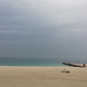 الخميس: استمرار ظهور السحب على ارتفاعات مختلفة وفرصة لزخات من الأمطار