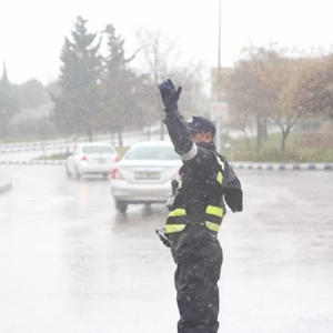 الأمن العام يُحذر من تأثيرات المنخفض الجوي على المملكة