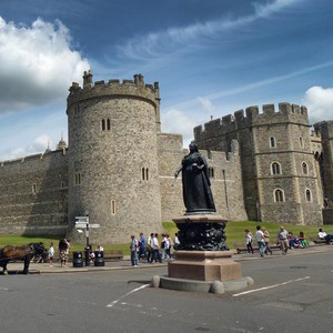قصر وندسور .. استعد لدخول بيت العائلة الملكية البريطانية