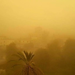 لبنان : الغبار يخف قليلاً فجر الثلاثاء ، ويتجدد نهاراً مع حالة ضعيفة من عدم الاستقرار الجوي