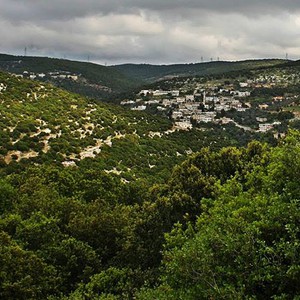 طقس الثلاثاء: انخفاض قليل على الحرارة وأجواء غائمة جزئياً