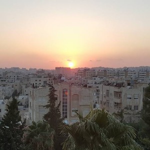 الثلاثاء.. انخفاض ملموس على الحرارة وتوقع هطول بعض الأمطار بدءاً من شمال المملكة