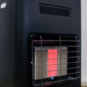 حريق منزل في عمان بسبب "مدفأة" نتج عنه اصابة شخصين