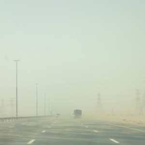 رياح شرقية  نشطة وأجواء باردة شمال غرب المملكة