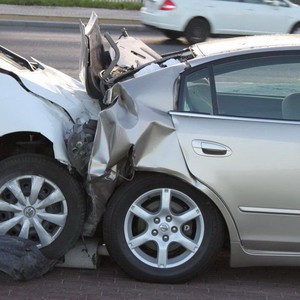 11 إصابة بحادث سير بين 7 مركبات على الطريق الصحراوي وقطع حركة السير مؤقتا نتيجة الغبار الكثيف