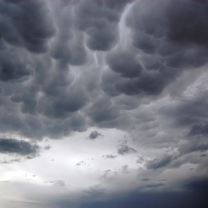 عطلة نهاية الاسبوع: زخات امطار رعدية وغبار في مناطق مختلفة