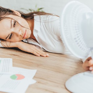 9 حيل فعّالة لتبريد المنزل دون الحاجة لاستخدام جهاز التكييف