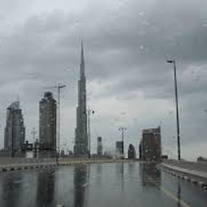 الإمارات | ثلوج متوقعة على جبل جيس الساعات القادمة والأمطار حاضرة في باقي المناطق 