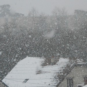 المغرب ..ثلوج كثيفة على ارتفاع 800 متر و أمطار بمناطق واسعة من البلاد