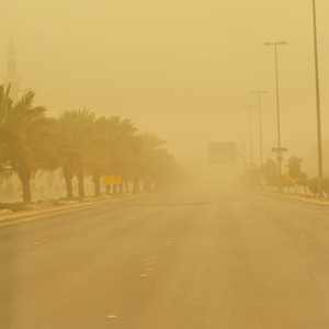 طقس الخليج العربي | اشتداد رياح البوارح على العراق والكويت الخميس