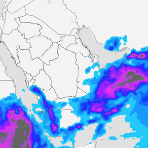 السعودية | اشتداد تأثير الأمطار الرعدية على الربع الخالي وفرص محدودة للأمطار في منطقة الرياض .. تفاصيل