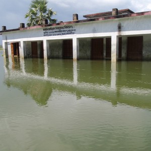 الفيضانات في بنغلادش تشرد الآلاف 