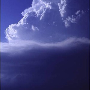 تراجع حدة تشكل السحب الرعدية على غرب البلاد الأربعاء 