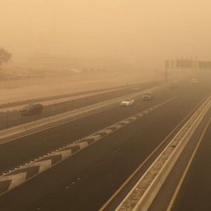 انكسار رياح البوارح أكثر نحو الجنوب يُدخل مناطق جديدة في دائرة الغبار يوم الأحد