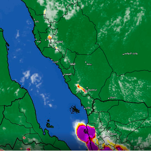 السعودية - 3:10م | سحب رعدية وأمطار تشمل 4 مناطق الآن