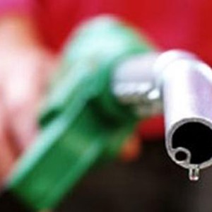 ما هي أكثر دول العالم غلاءً في سعر البنزين ؟