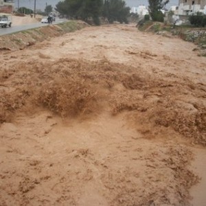 السيول في الأودية والمناطق المنخفضة خطر يمتد على مدار ثلاثة أيام